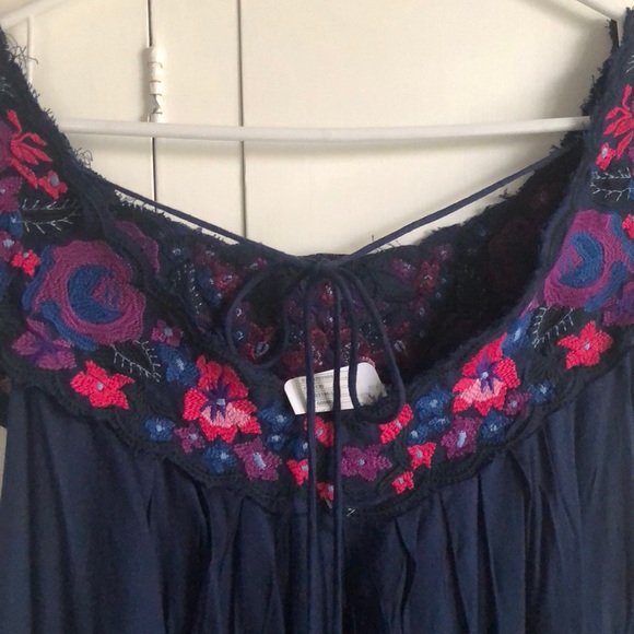 The Flower Embroidered Mini Dress - Picture 5 of 7